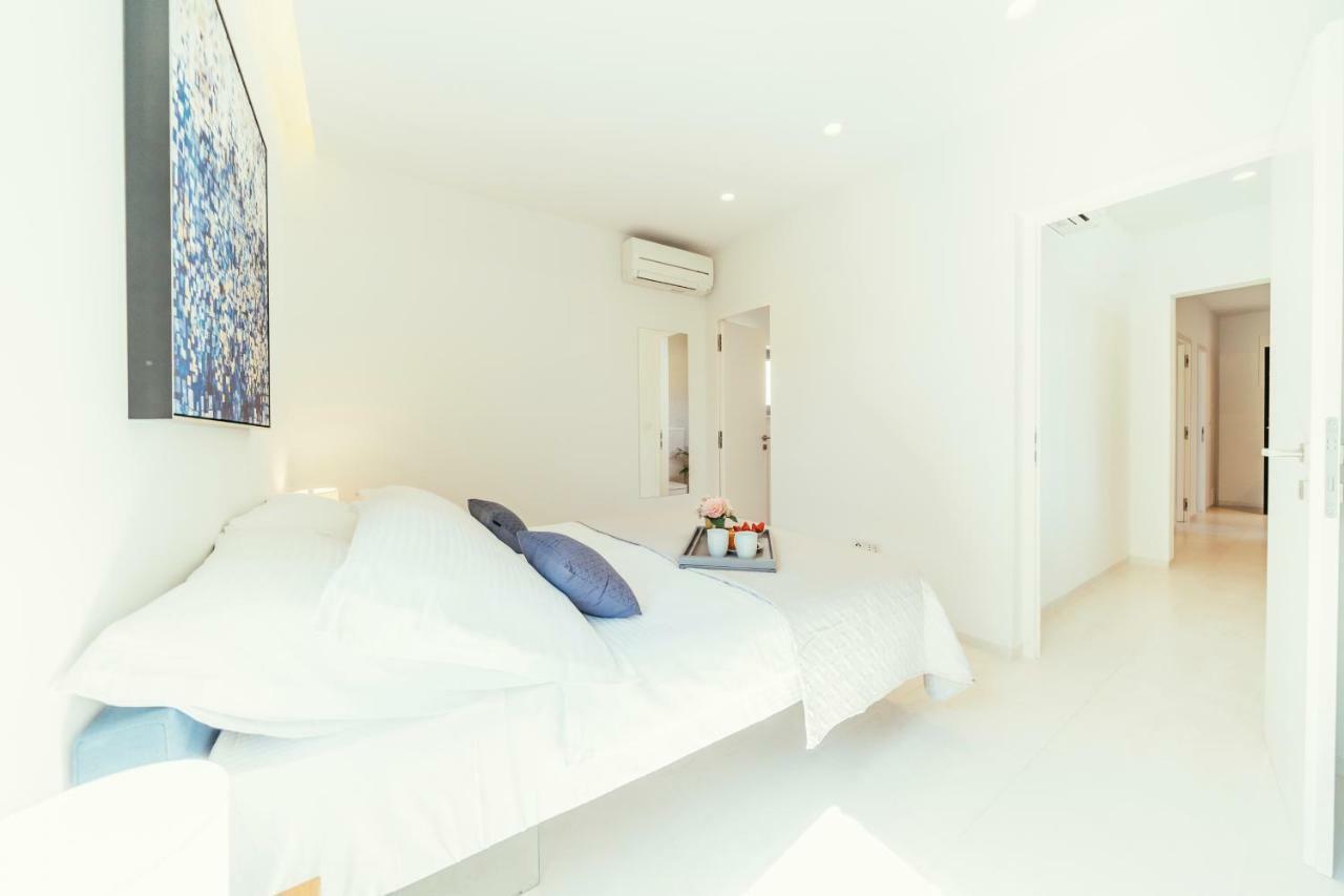 Unique Luxury Designers Apartment Right Next To The Beach Sukosan Exterior photo